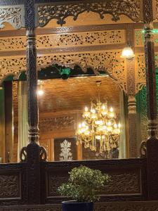 Goona palace houseboats