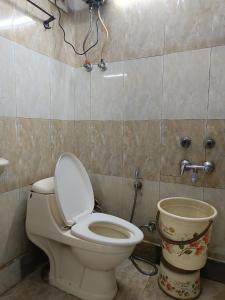 Hotel Kashi King -- 05 Minutes Walk Nizamuddin Railway Station