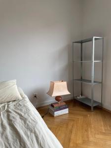 Charming 2 Room Apartment in Peaceful Brunau