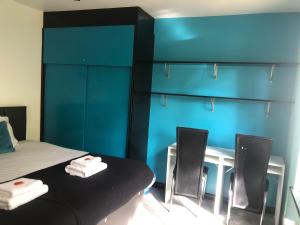 Bassett Avenue - Superking room