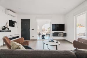 Dream home with private pool in Torrevieja area!