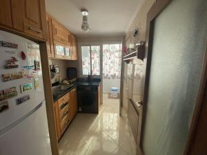 Lovely Cozy Apartment, Fast WiFi, Workspace Ready