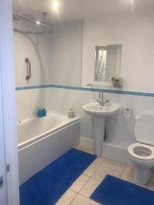 Lovely Clifton Ground Flat Two-Bed with Parking Permit x1