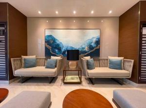 Caines Cabin 27th Feel our Love and Warmth Welcome