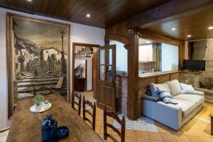 Casa LART RUPIT