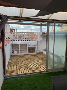 Appartement avec toît terrasse