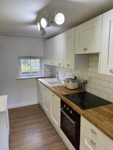 Picturesque Riverside luxury cottage in Yarm