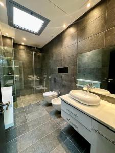 5-star luxury villa with private pool