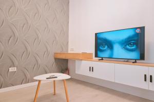 Central Riverside Exclusive Studio