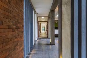 4 Bed Rooms with ACs House in Pannipitiya