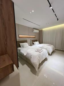 Luxury 3 Bedrooms Aparthotel Prime and Upscale Location - G