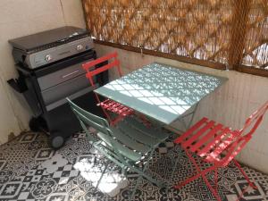 Exceptional Location Beaches Cours SALEYA