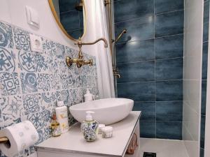 La Casa Nostra Apartments - Classic 1 Bedroom Apt