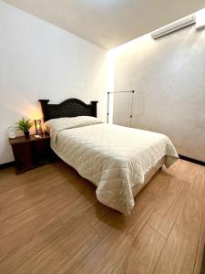 Entire house with beautiful views of volcanoes