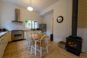 Ferntree Digs Cottage