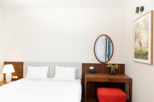 MYAN Villa Phòng nghỉ 5 có sân sau Vinhomes Ocean Park 3