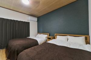 犬山口駅10分 80インチ映画館有 無料駐車場 ベッド6台 ソファベッド1台 83平米 最大10名宿泊可