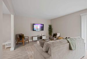 Relax & Unwind in Rochester Cozy Vacation Spot