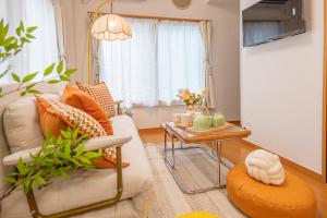 Direct Access to Ueno & Asakusa Cozy Entire House near Minowa Station