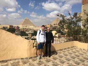 nefer pyramids view inn
