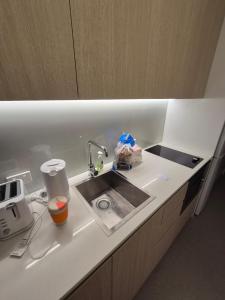 Iglu melbourne central , 167