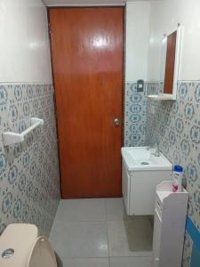Habitación Estandar con baño privado en Monterrico Sur