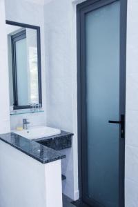 Bao Loc Lakeview Villa Garden