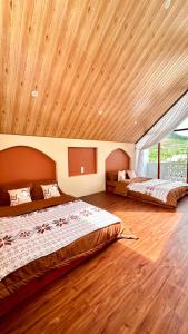 Sun kissed Dieng Villa