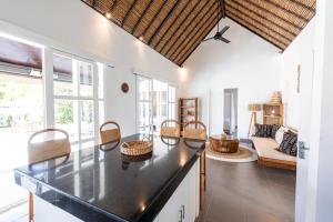 Coastal SpaciousGarden-Gather-Relax &Make memories