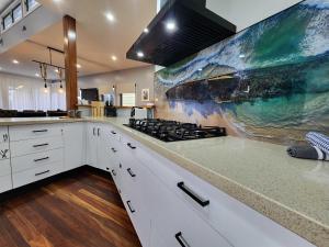 Bushys Hilltop (Kingfisher Bay, Kgari)