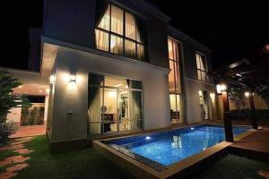 BrightFly Pool Villa - Ubytování bez kategorie ve městě Pattaya Central
