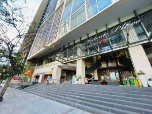 Makati Condo Staycation