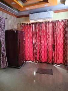 Modern 2 bedroom apartment in Tollygunge