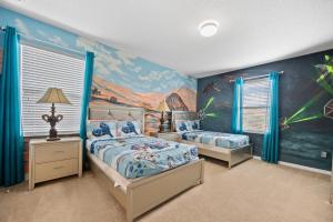 Luxury 13 Bedroom Disney Villa Pool SPA Game Room WI-FI villa