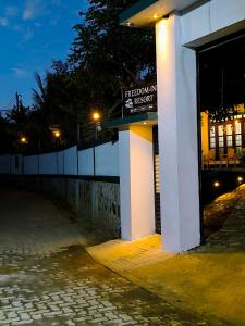 Freedom-Inn Resort Villa