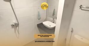 NTC 15-01 2BR - Summer Veluxe