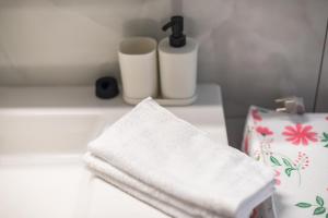 Penthouse with Stunning Acropolis-Lycabettus Views