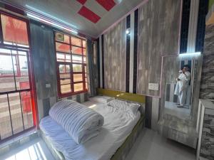 Jaan hotel and restaurant