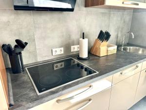 Relax Home Eschweiler Sauna & Gemütlichkeit, WLAN, Netflix, Kingsize Betten, Enspannung