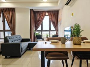 Mykey Bali B-10-12 Melaka City Couple Sea View
