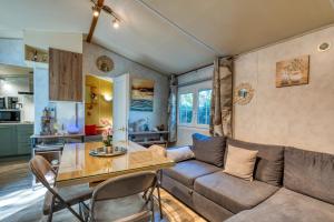 Mobil-Home camping Les Amandiers