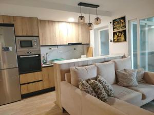 3 bedroom holiday apartment nearby arenal javea