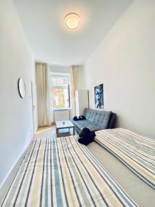 Comfortable 5BR Accommodation 7 Min to Westbahnhof