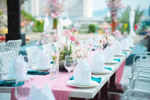 MAREMONTI Luxury 5 Star Hotel