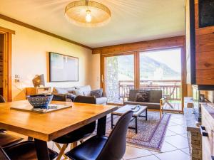 Apt 102, Les Chalets du Chaberton, pied de pistes et Spa