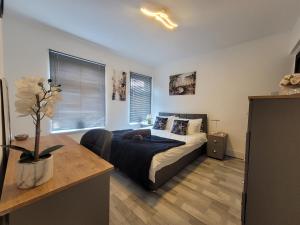 Ipswich 2-Bed Home Near Marina & Town - Free Parking