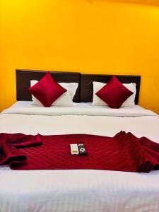 Hsquare Service Apartment Malad