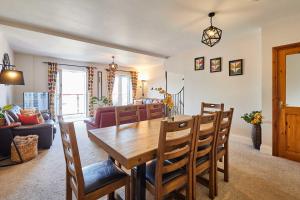 Host & Stay - Harbour View House