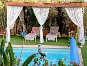 Romance Valdareina, PISCINE CHAUFFEE, Bénagil-Carvoeiro