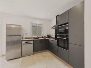 1 km plage - jolie maison 7 adultes 3 enfants